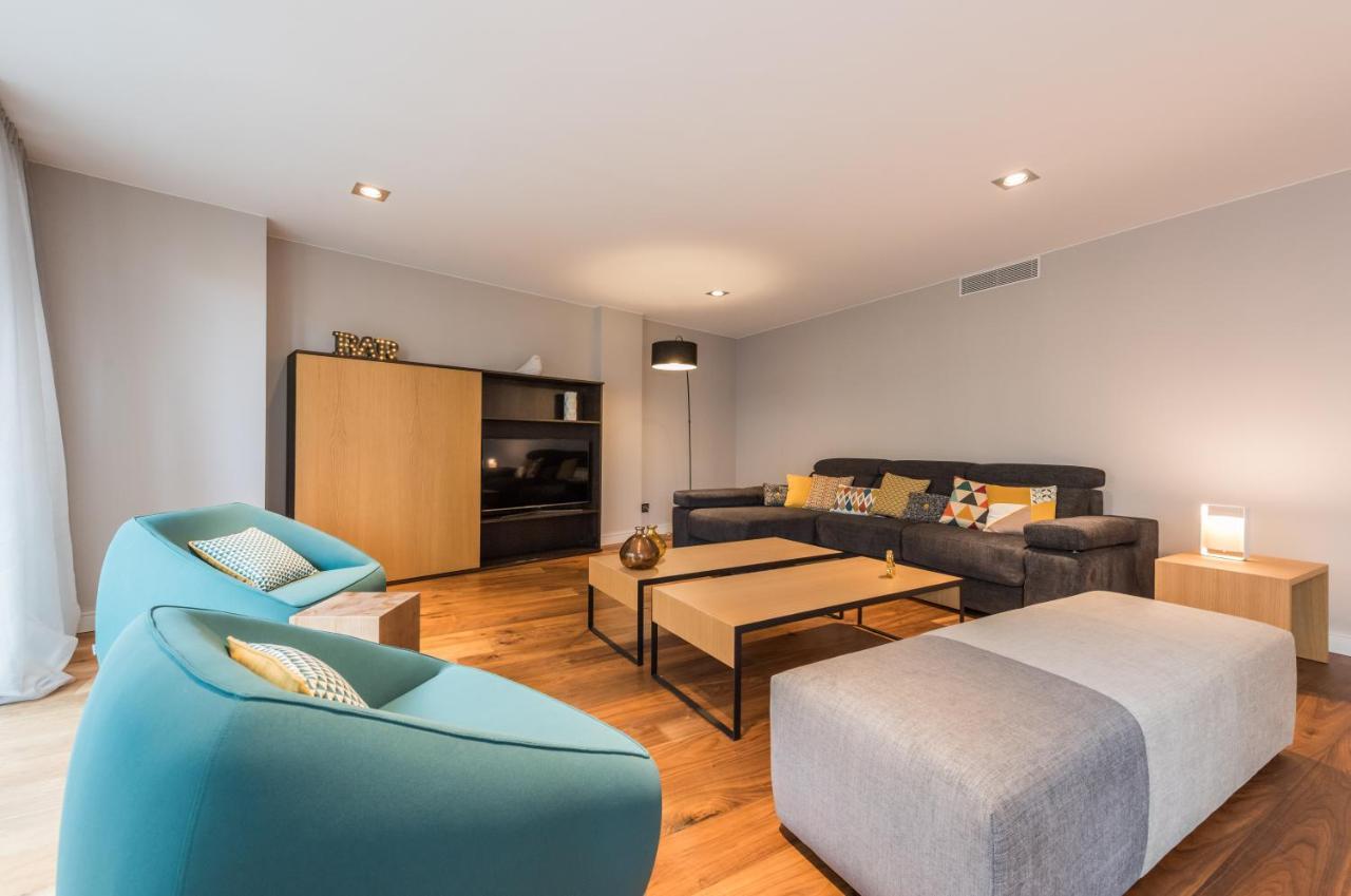Gran View Apartments Madrid Exterior photo